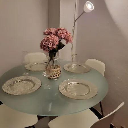 Apartamento Centrico Apartment *